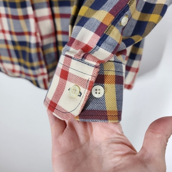 CINCH PLAID BUTTON DOWN SHIRT - Picture 5 of 9